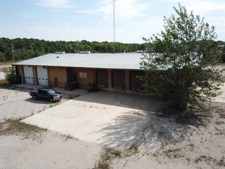 More Photos Of 6502 US Highway 31 N, Charlevoix Truck Terminal For Lease