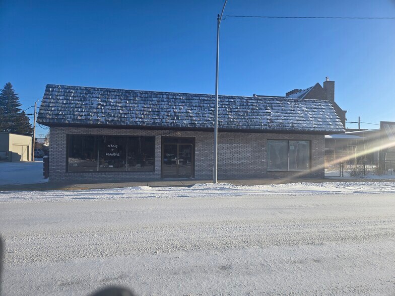 Primary Photo Of 415 W Janeaux St, Lewistown Office For Sale