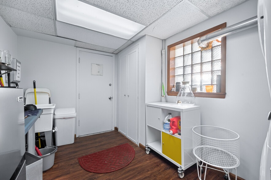More Photos Of 5129 Liberty Ave, Pittsburgh Office Residential For Lease