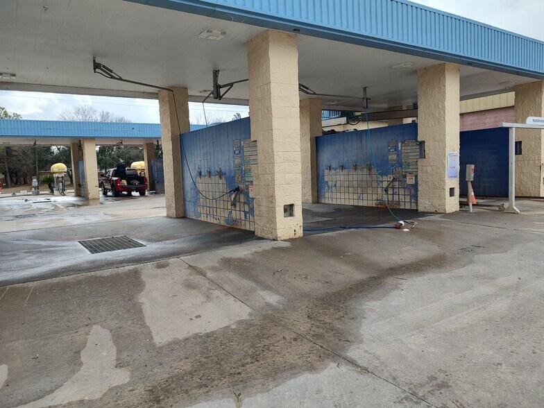 More Photos Of 2922 FM 528 Rd, Webster Carwash For Sale