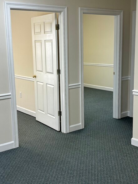 More Photos Of 5600 I 55 S, Byram Office For Lease