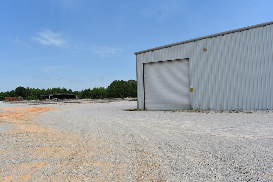 More Photos Of 79 Pioneer Ln, Selma Industrial For Sale