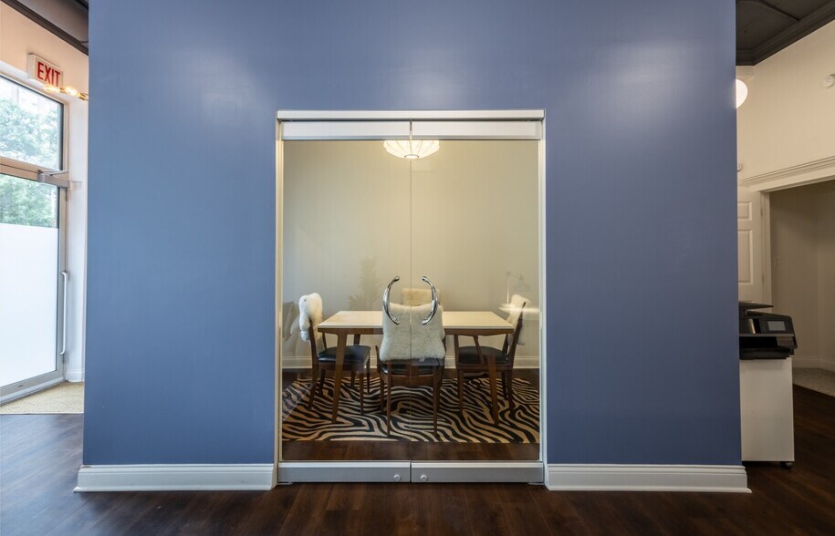 More Photos Of 4704 N Kenmore Ave, Chicago Apartments For Sale