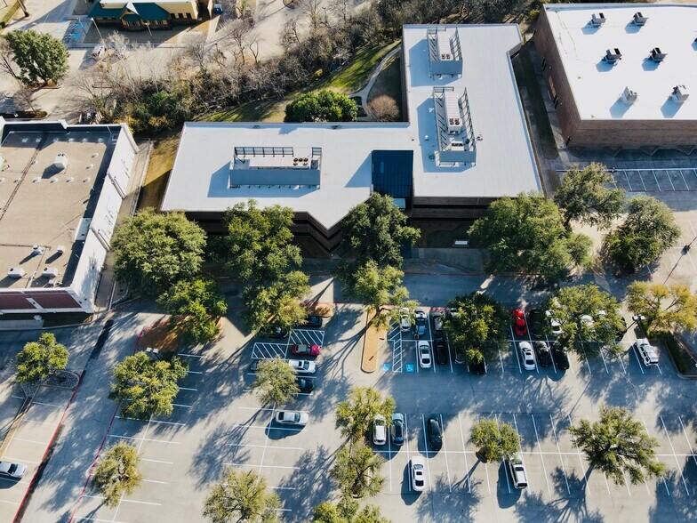 More Photos Of 200 Chisholm Pl, Plano Office For Lease