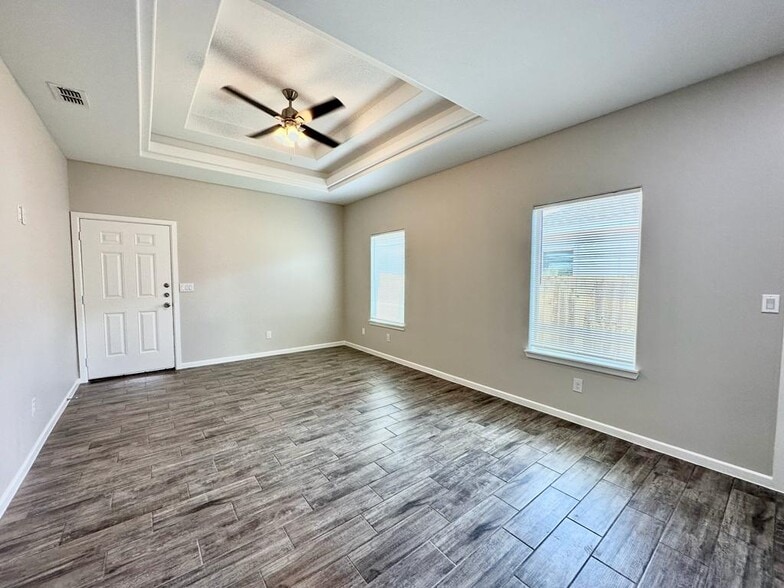 More Photos Of 1416 Petri Dr, Weslaco Apartments For Sale