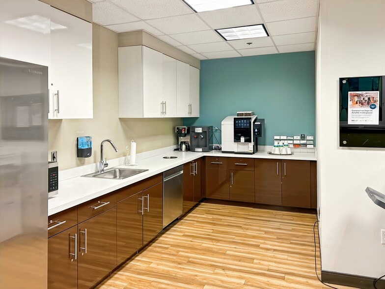 More Photos Of 99 Derby St, Hingham Coworking Space