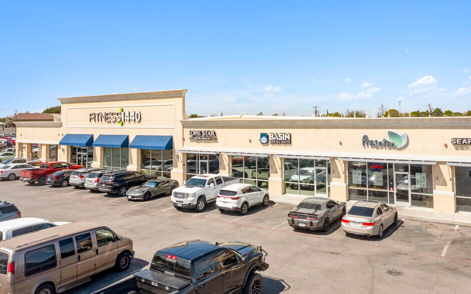 More Photos Of 625 E 42nd St, Odessa Unknown For Lease