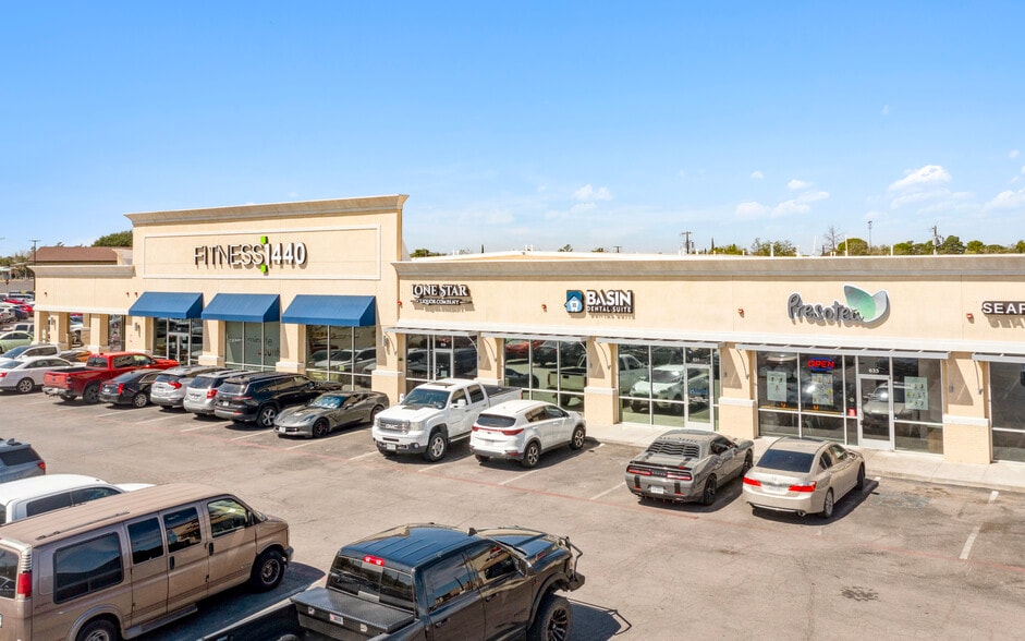 More Photos Of 625 E 42nd St, Odessa Unknown For Lease