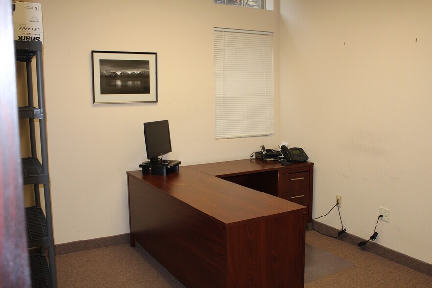 More Photos Of 491 Amwell Rd, Hillsborough Office For Sale