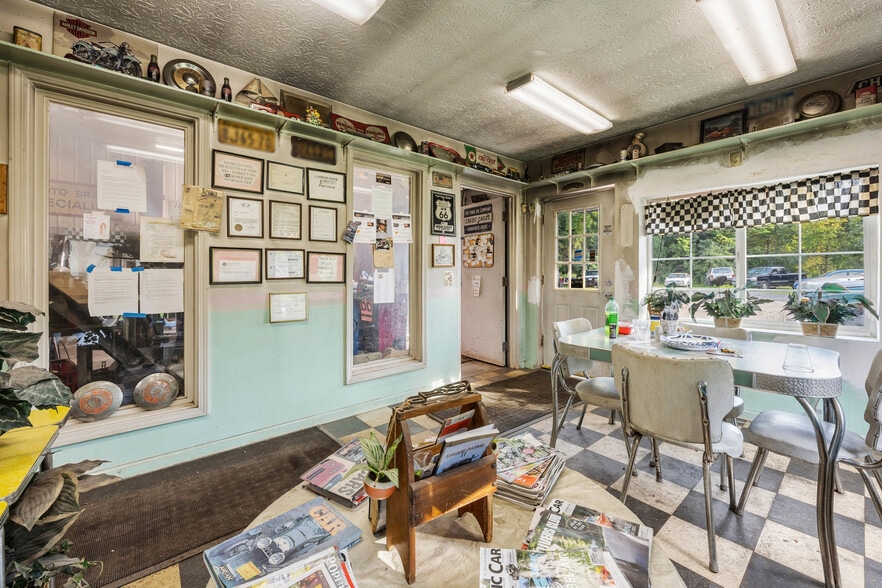 More Photos Of 688 Frey Rd, Macedon General Retail For Sale