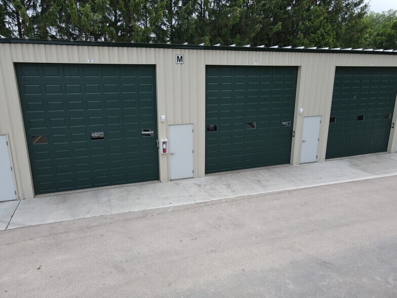 More Photos Of 7646 Conifer Ct, De Forest Warehouse For Lease