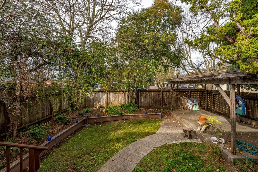 More Photos Of , Sonoma Unknown For Sale