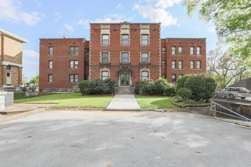 More Photos Of 870 Vine St, Chattanooga Apartments For Lease