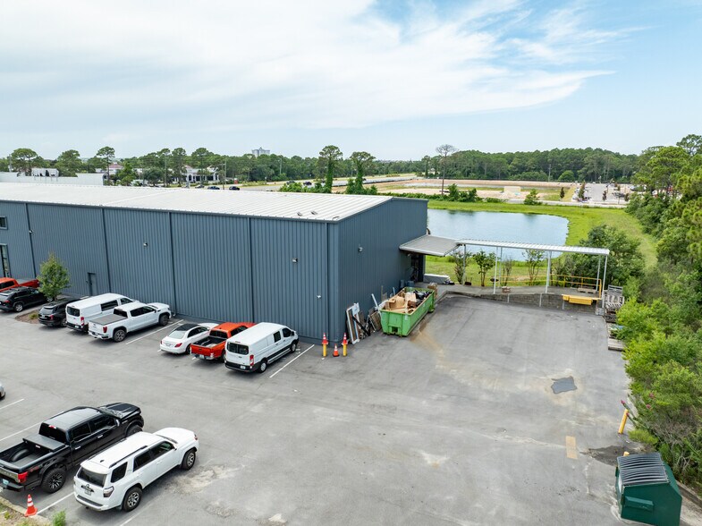 More Photos Of 12870 US Hwy 98, Miramar Beach Showroom For Sale