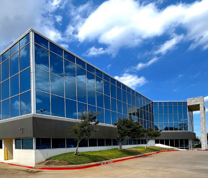 More Photos Of 2245 Keller Way, Carrollton Office For Lease