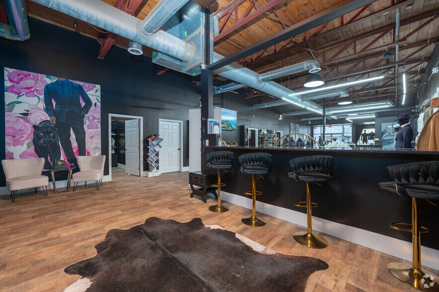 More Photos Of 631 N Central Ave, Atlanta Storefront For Sale