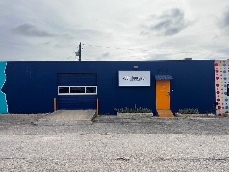 Primary Photo Of 820 Shelby Ln, Austin Warehouse For Lease
