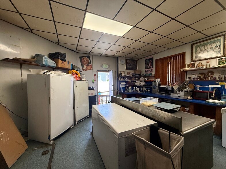 More Photos Of 2420 Massachusetts Ave, Cambridge Storefront For Lease