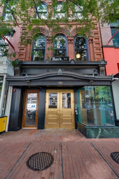 More Photos Of 718 7th St NW, Washington Office Residential For Lease