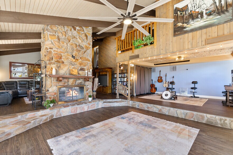 More Photos Of 10580 E Swinging Bridge Ln, Cornville Specialty For Sale
