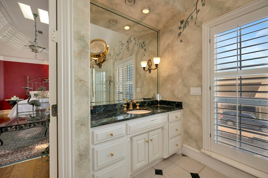 More Photos Of , Euless Unknown For Sale