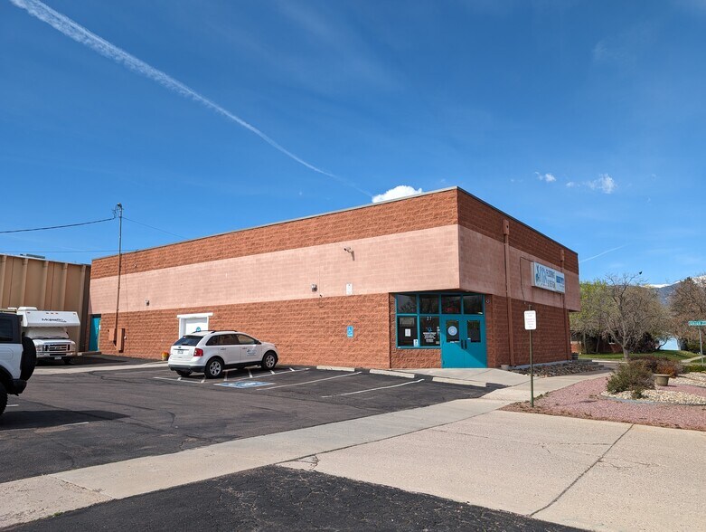 More Photos Of 27 N Union Blvd, Colorado Springs Showroom For Sale
