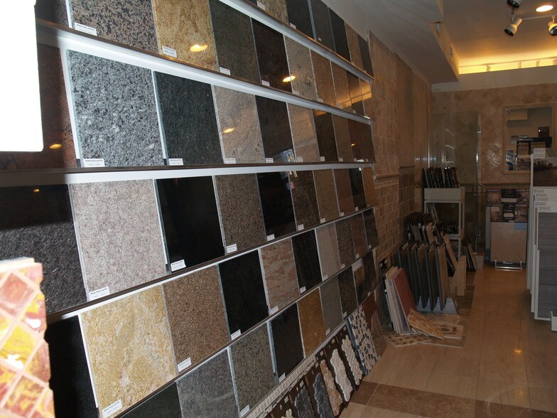 More Photos Of 960-964 Kinderkamack Rd, River Edge Storefront Retail Office For Lease