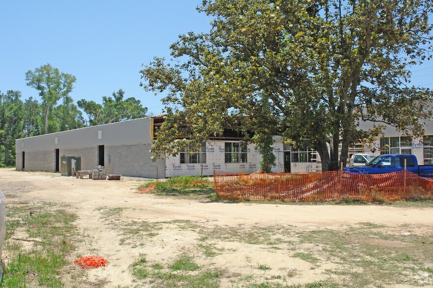 More Photos Of 6020 Enterprise Dr, Pensacola Distribution For Lease