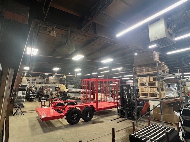 More Photos Of 101 E Chestnut St, Chilton Industrial For Sale