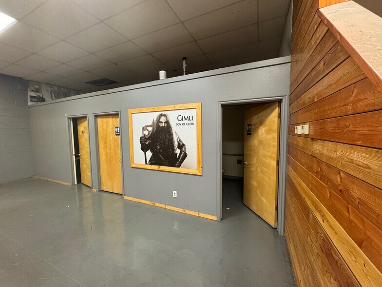 More Photos Of 775 N Main St, Logan Fast Food For Sale