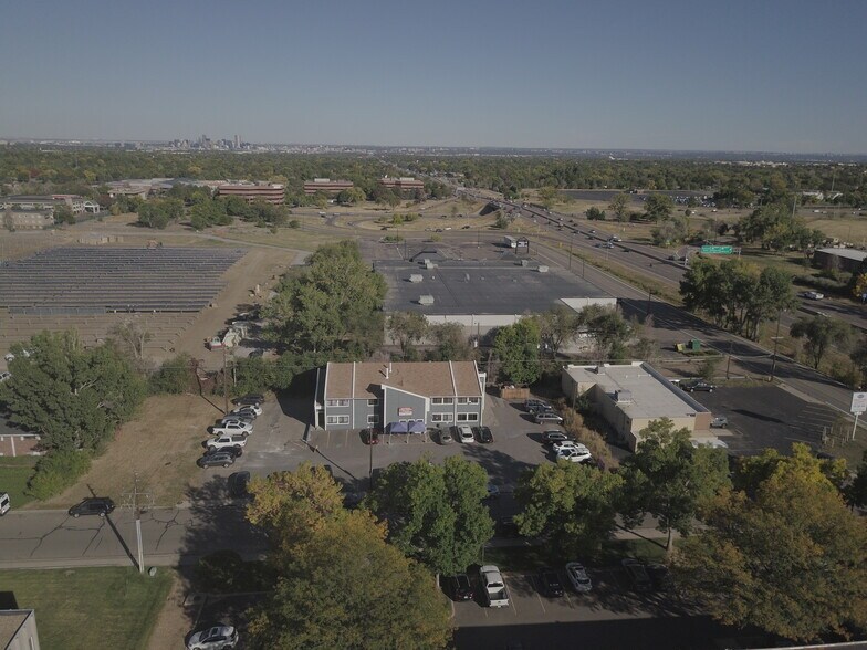 More Photos Of 620 Miller Ct, Lakewood Freestanding For Lease