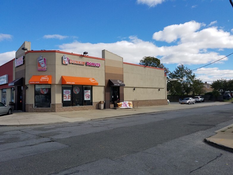 More Photos Of 34 Hempstead Tpke, Farmingdale Freestanding For Sale