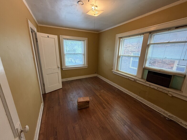 More Photos Of 2734 Charlotte St, Kansas City Apartments For Sale