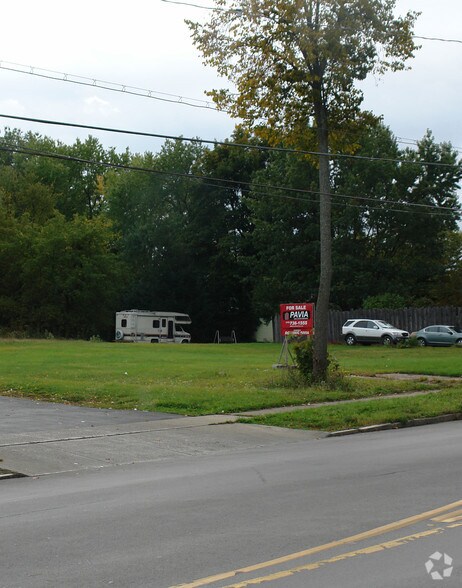 Primary Photo Of 1205-1213 Mohawk St, Utica Land For Sale
