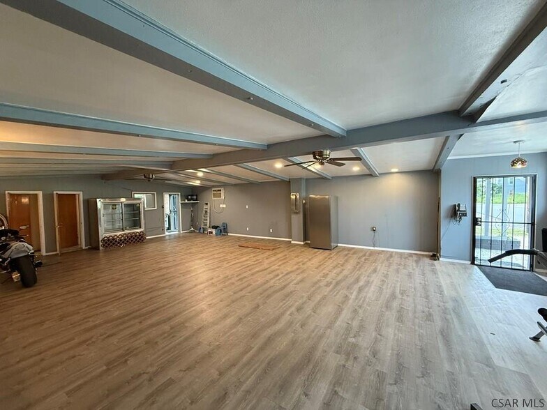 More Photos Of 534 Sheridan St, Johnstown General Retail For Sale