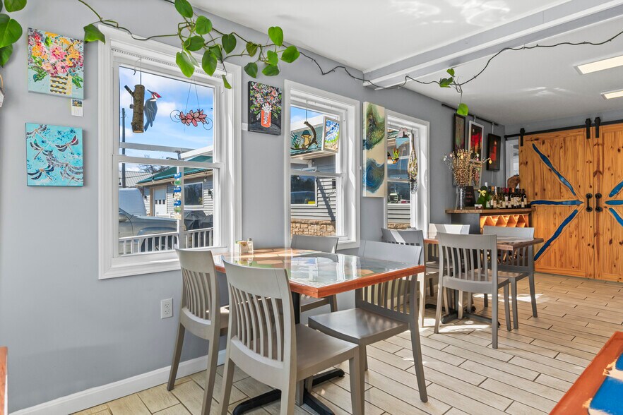 More Photos Of 357 W Main St, Searsport Freestanding For Sale