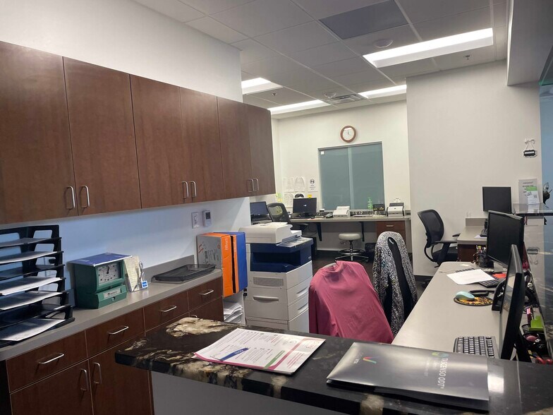 More Photos Of 5550 Warren Pky, Frisco Medical For Lease