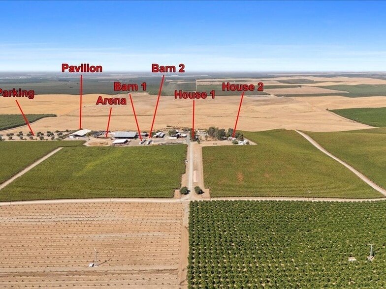 More Photos Of 34338 Nevis Ave, Mc Farland Horse Stables For Sale