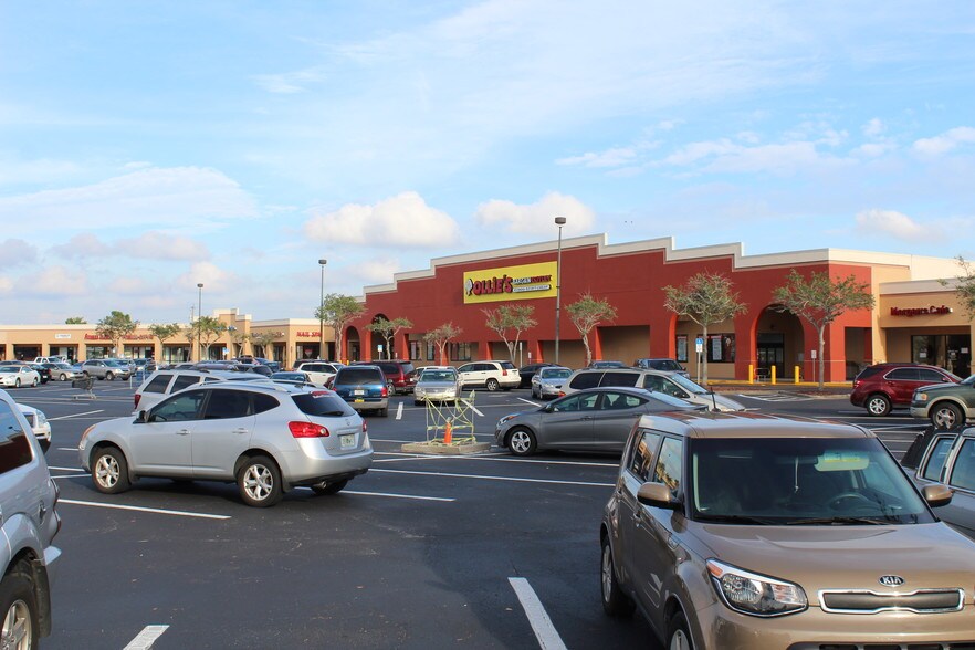 More Photos Of 4300 Kings Hwy, Port Charlotte Unknown For Lease