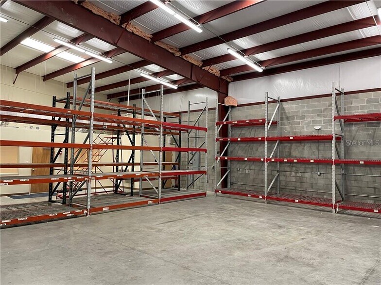 More Photos Of 206 Reece Way, Casselberry Warehouse For Sale