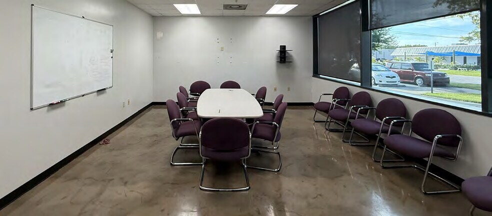 More Photos Of 2050 Sunnydale Blvd W, Clearwater Manufacturing For Sale