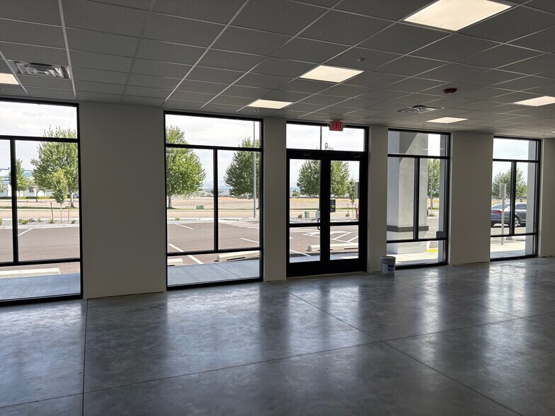 More Photos Of 9707 St Thomas dr, Pasco General Retail For Lease