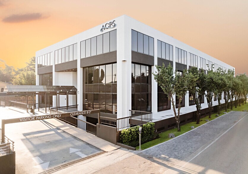 More Photos Of 12727 Kimberley Ln, Houston Medical For Lease