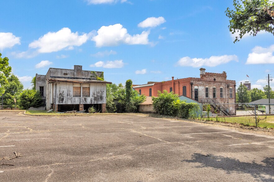 More Photos Of 1800-1810 Broad St, Augusta Storefront Retail Office For Sale