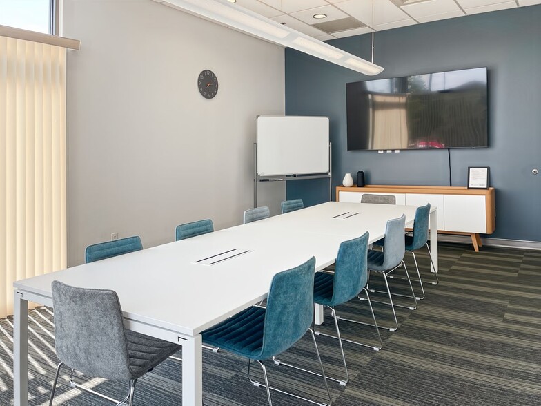 More Photos Of 1 Oakwood Dr, Scranton Coworking Space