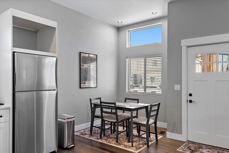 More Photos Of 813 E B St, Pueblo Specialty For Sale