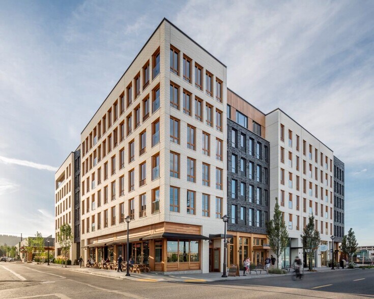 More Photos Of 1515 NW 21st Ave, Portland Apartments For Lease