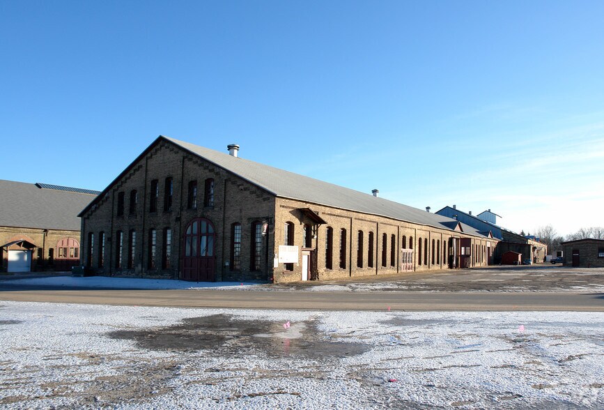 Primary Photo Of 1320-1350 N Pacific Rd, Brainerd Warehouse For Lease
