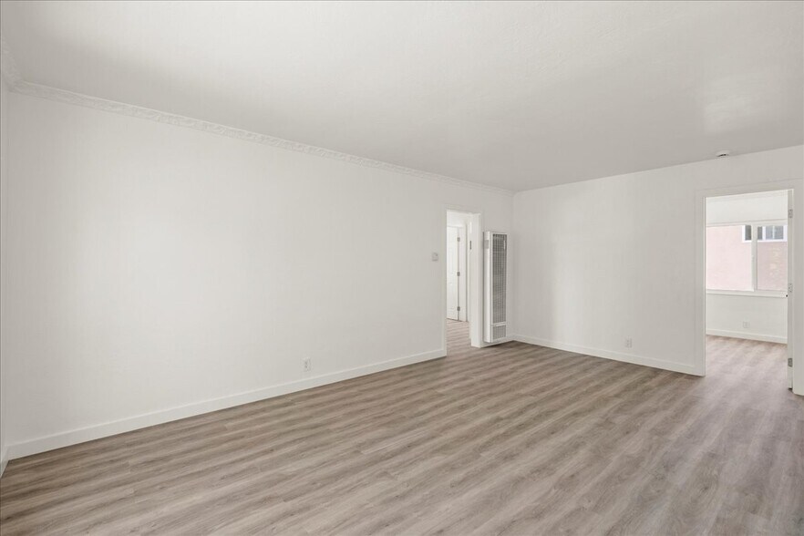 More Photos Of 2231 E 28th St, Oakland Apartments For Sale