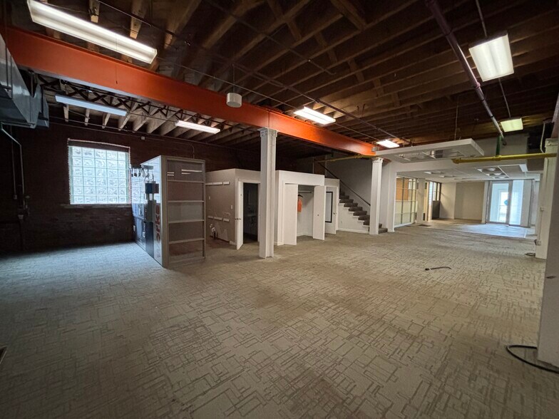 More Photos Of 1900 Lowe St, Pittsburgh Warehouse For Sale